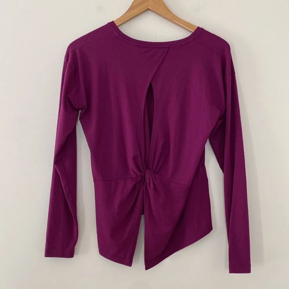 ATHLETA WOMENS ESSENCE TWIST LONG SLEEVE TOP IN Exotic Fuchsia Size M - Image 3