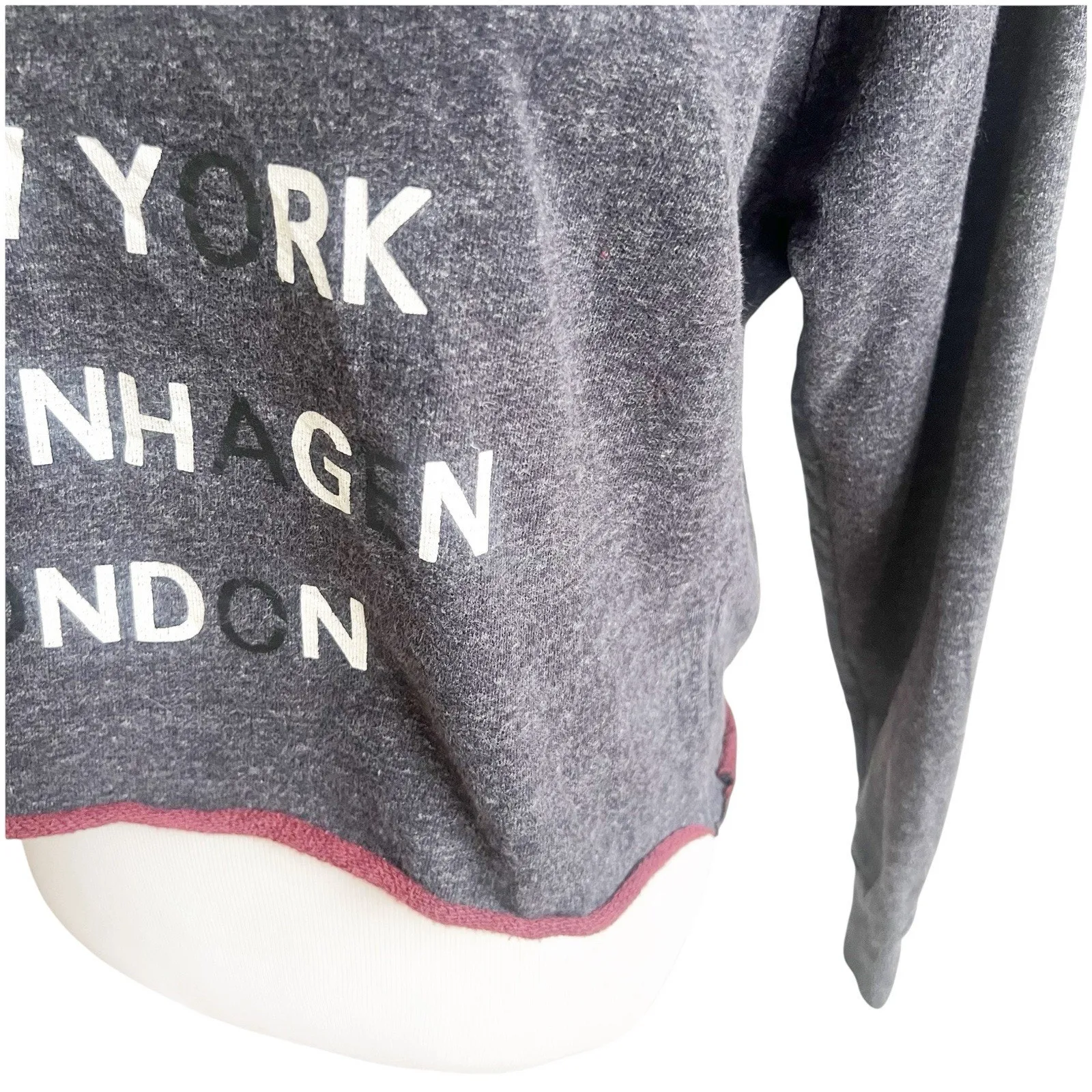 Madewell Tourguide Crewneck Sweater Big City Names Navy Martin Lined Size Small - Image 4