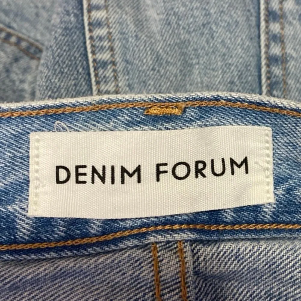 Aritzia Denim Forum Tori Blue Distressed Frayed Raw Hem Mini Denim Jean Skirt 29 - Image 4