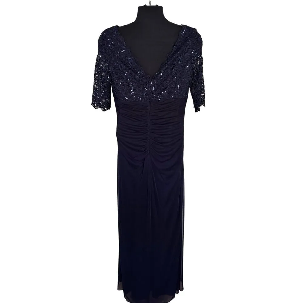Betsy & Adams 16 Navy Blue Sequin Lace Bodice Gown Ruched Skirt & Beaded Detail Size undefined - Image 7