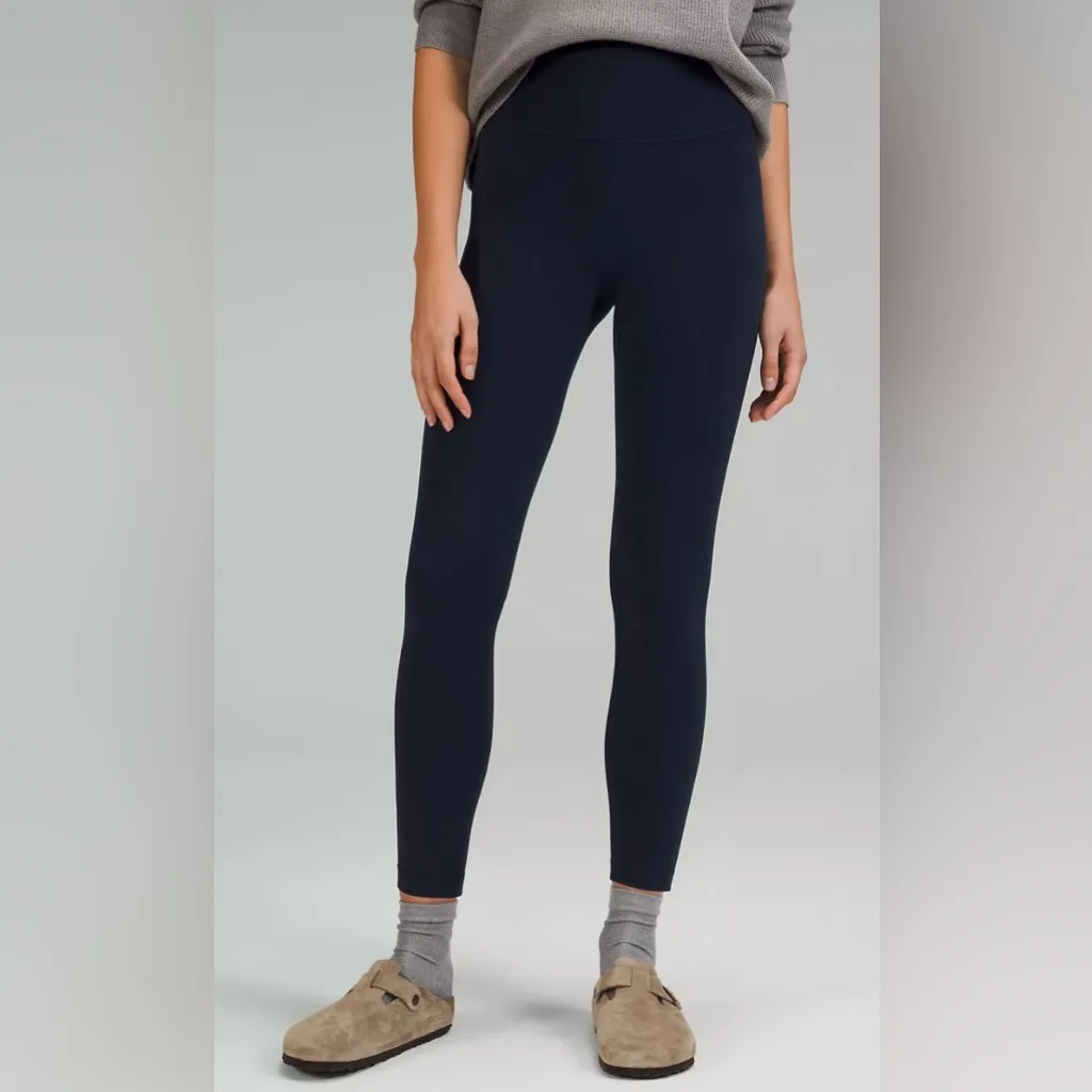 NWOT Lululemon Align High Rise 25” Leggings True Navy Size 4 - Image 8
