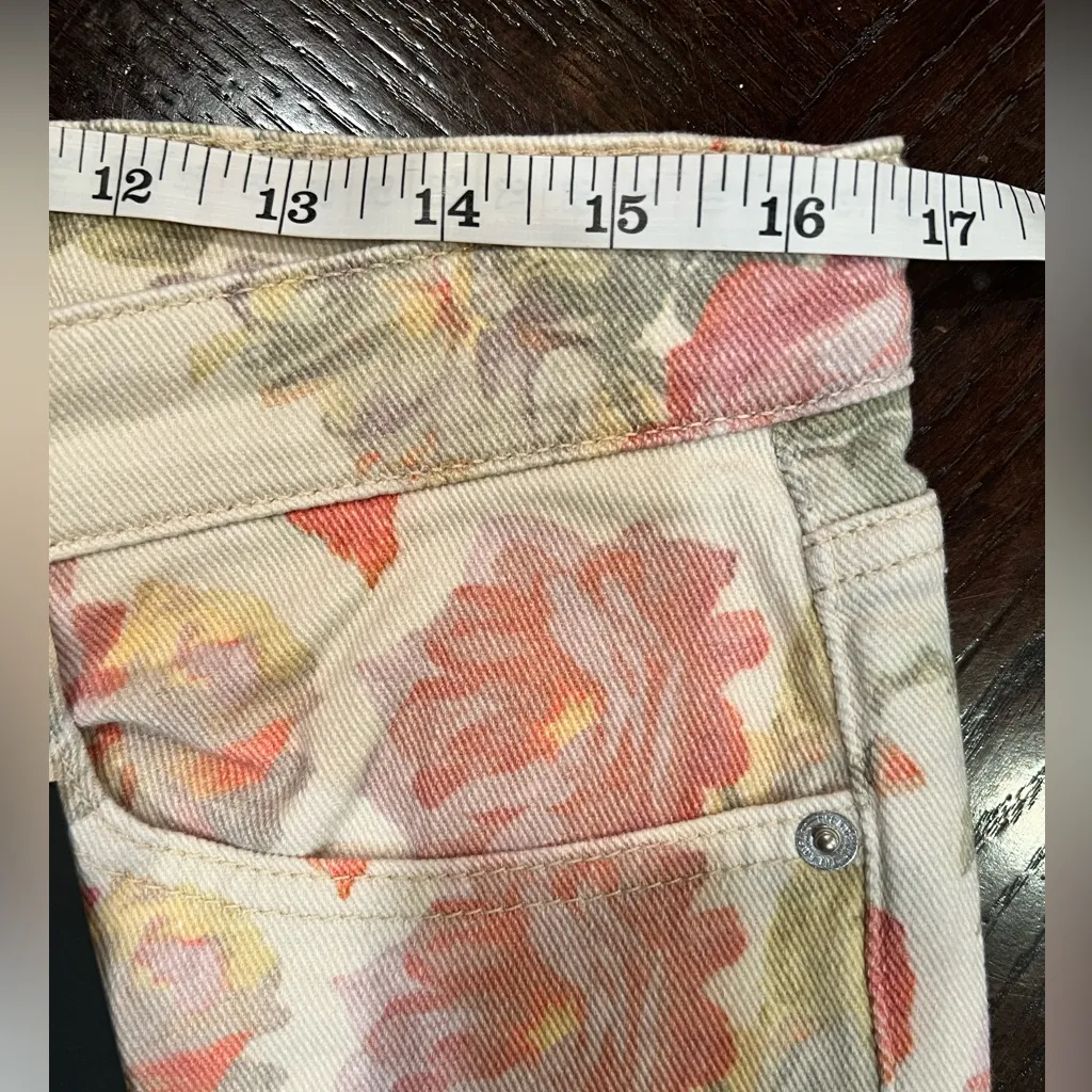 THE KOOPLES PRINTED BOYFRIEND JEANS Color is Ecru Size 42 FR/ 10 US NWT - Image 9