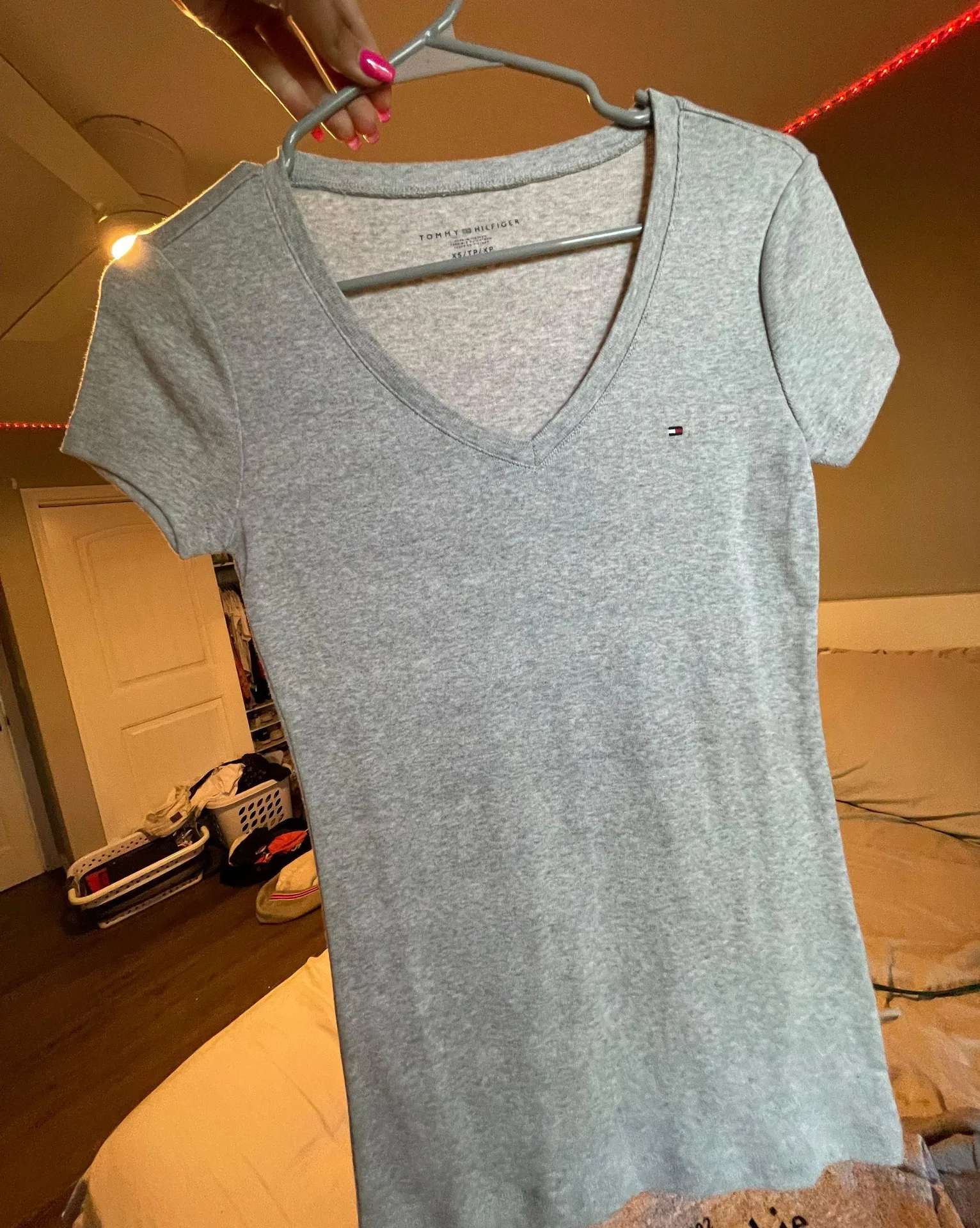 V Neck T-shirt - Image 3