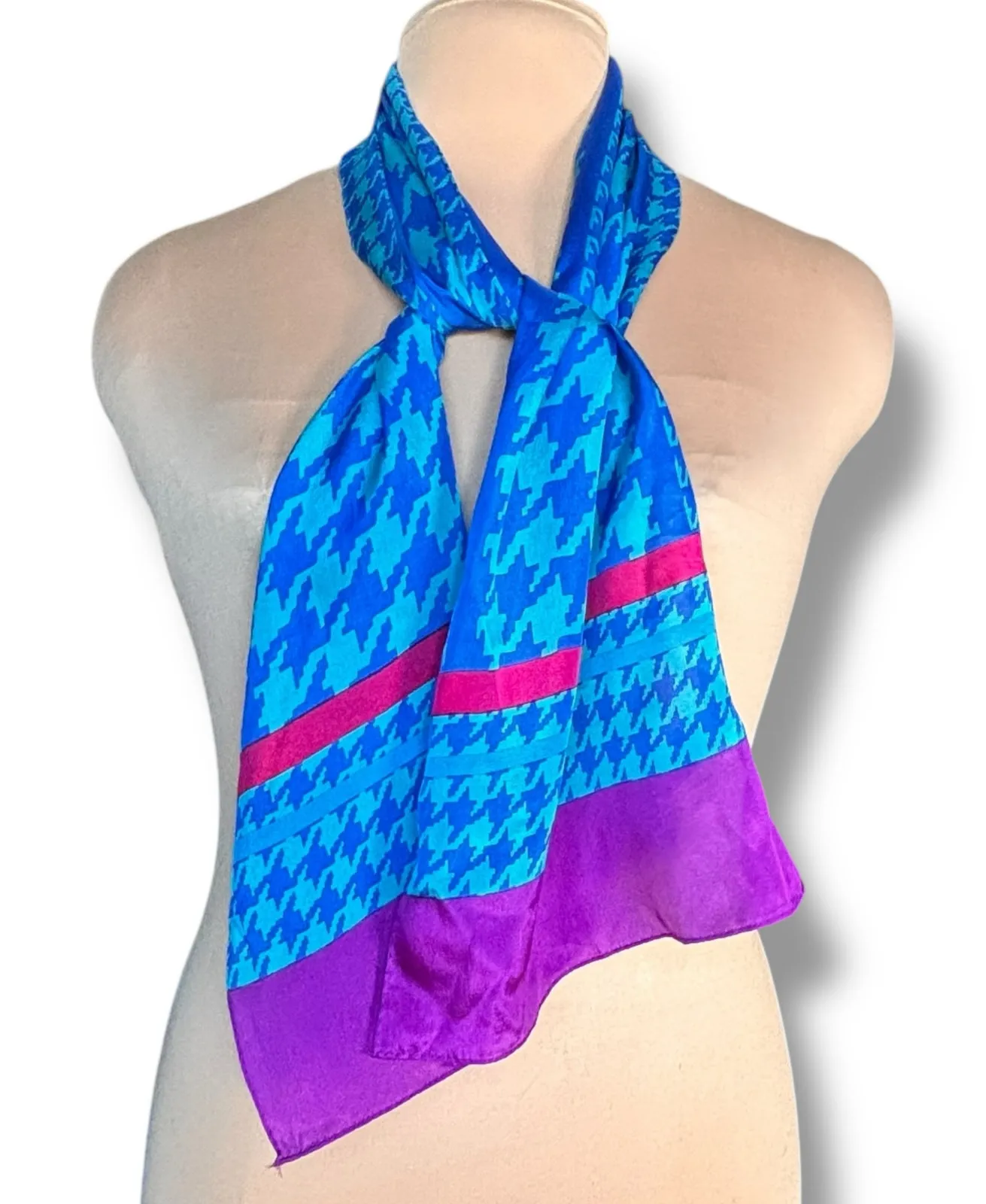 Vintage Liz Claiborne Silk Printed Scarf Blue Purple Houndstooth 90s Preppy - Image 1