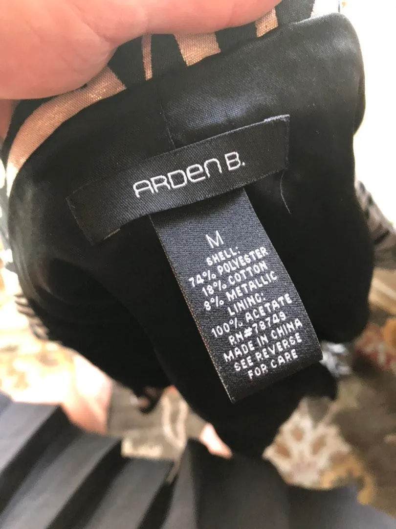 Adorable Sweater Jacket Size M - Image 2