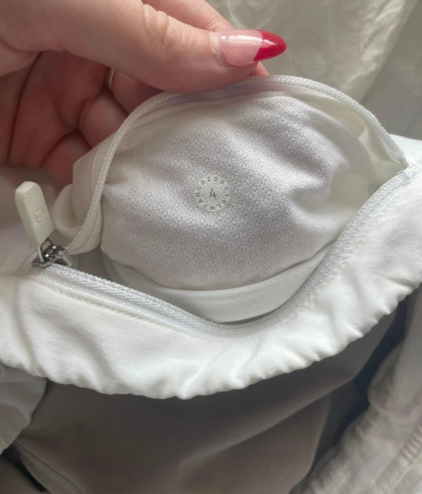 Lululemon Speed up Shorts - Image 3