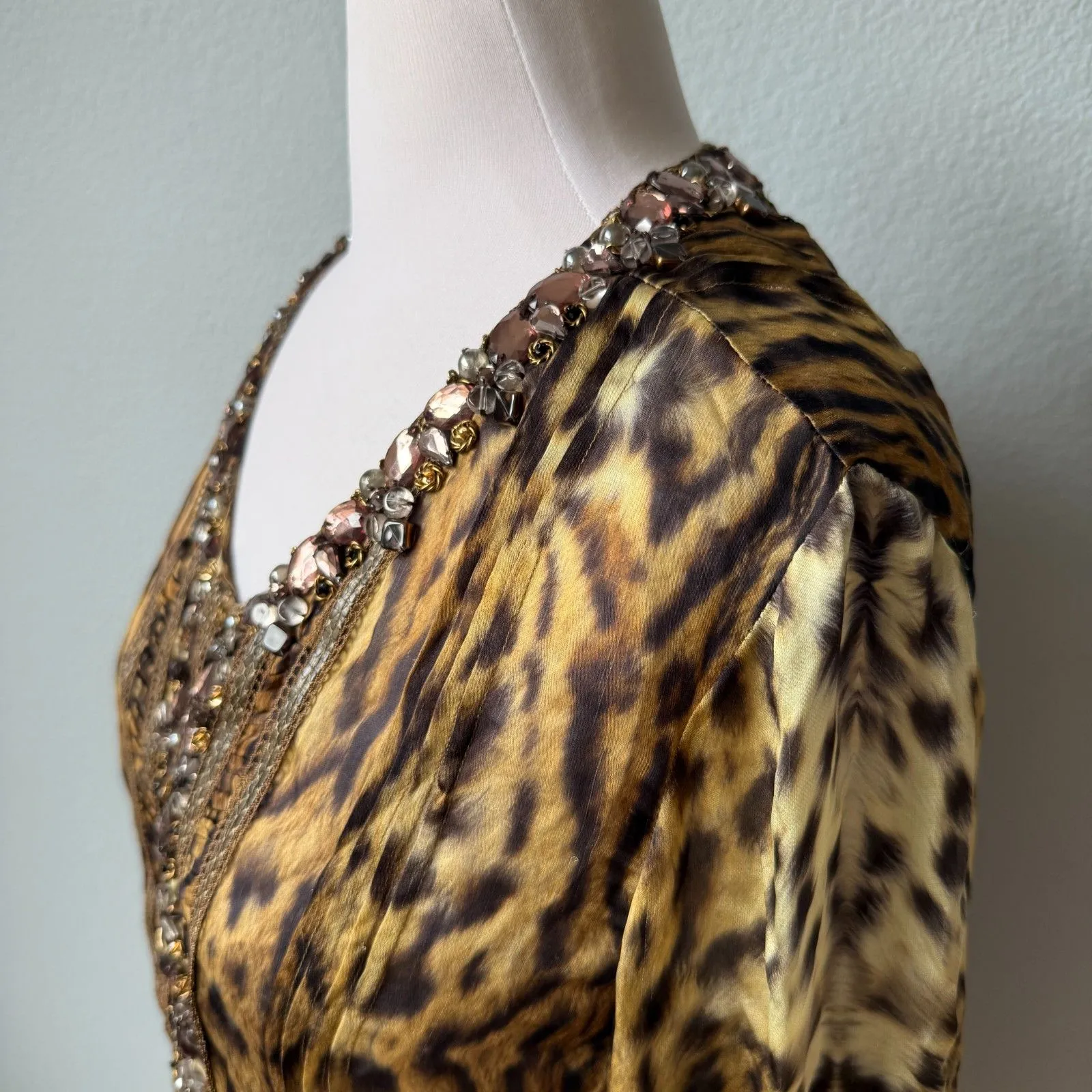 Oscar de la Renta Animal Print Silk Chiffon Blouse Jewels - Image 4