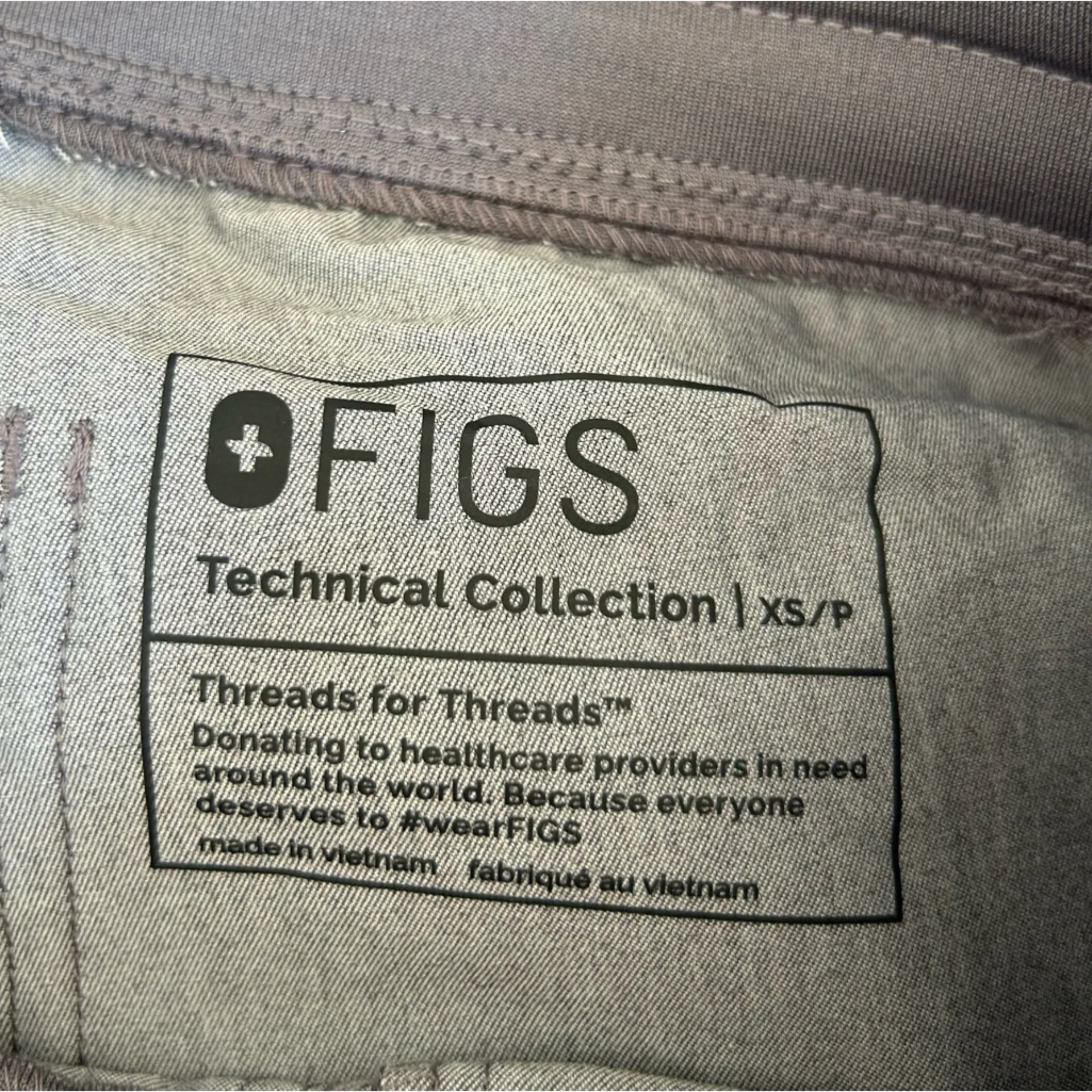 NWT Figs Gray Yola W/ Yoga Waistband Petite Skinny Scrub Pants Size XSP - Image 6