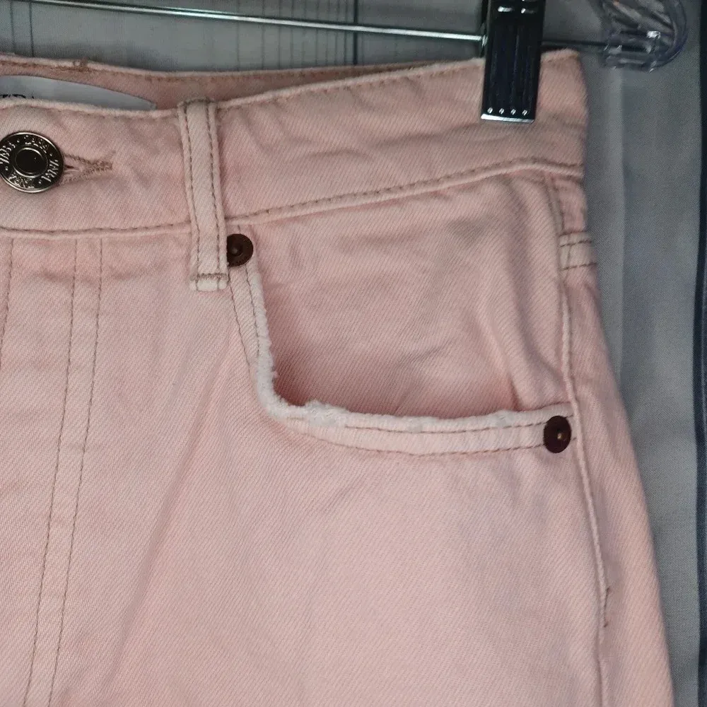 Zara Faded pink Jean shorts - Image 3