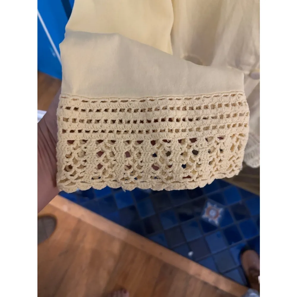 Women's Linda Matthews Cardigan, XL, Pale Yellow - Image 3