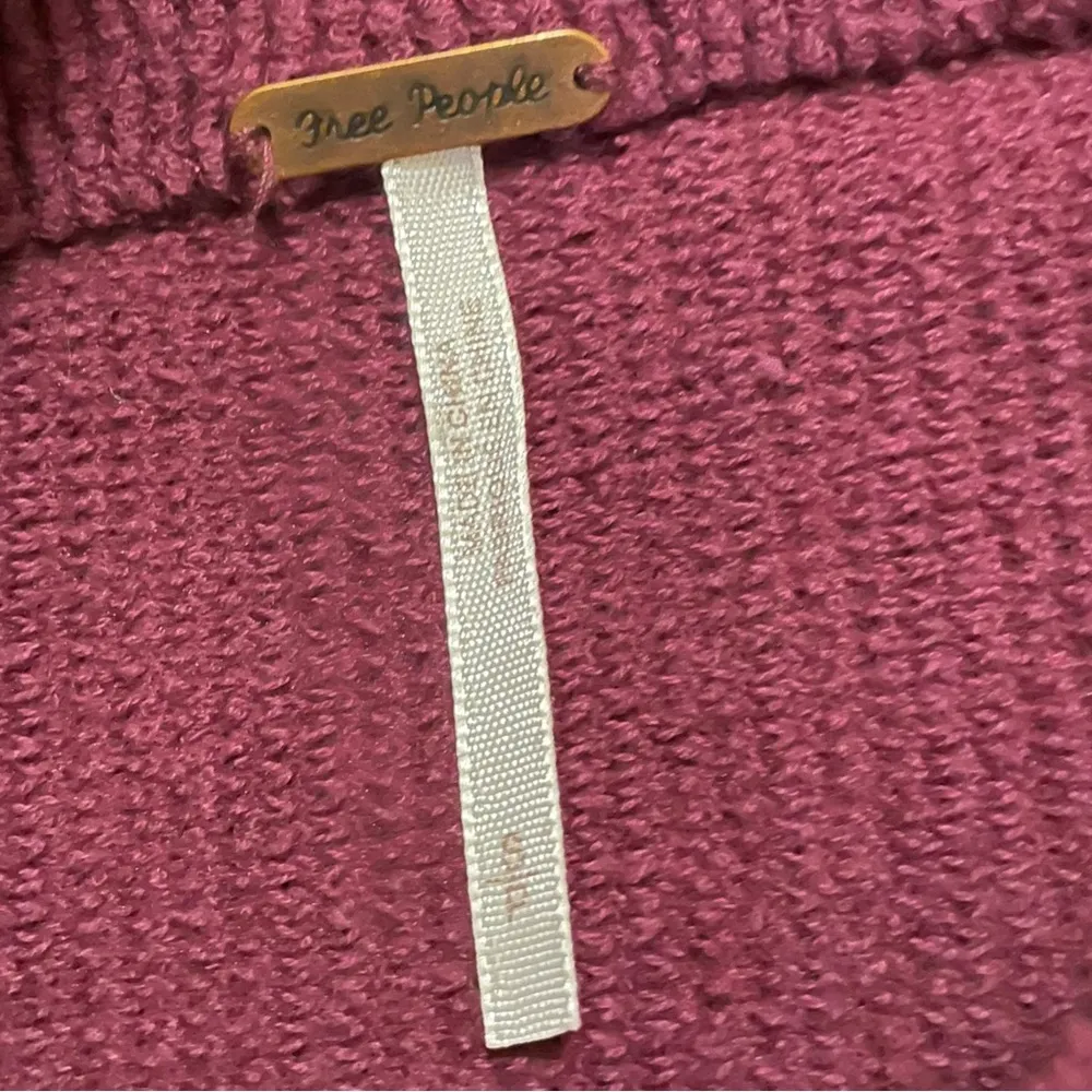 Free People Ottoman Slouchy Tunic Burgundy Sweater Women’s Size Small - Image 5