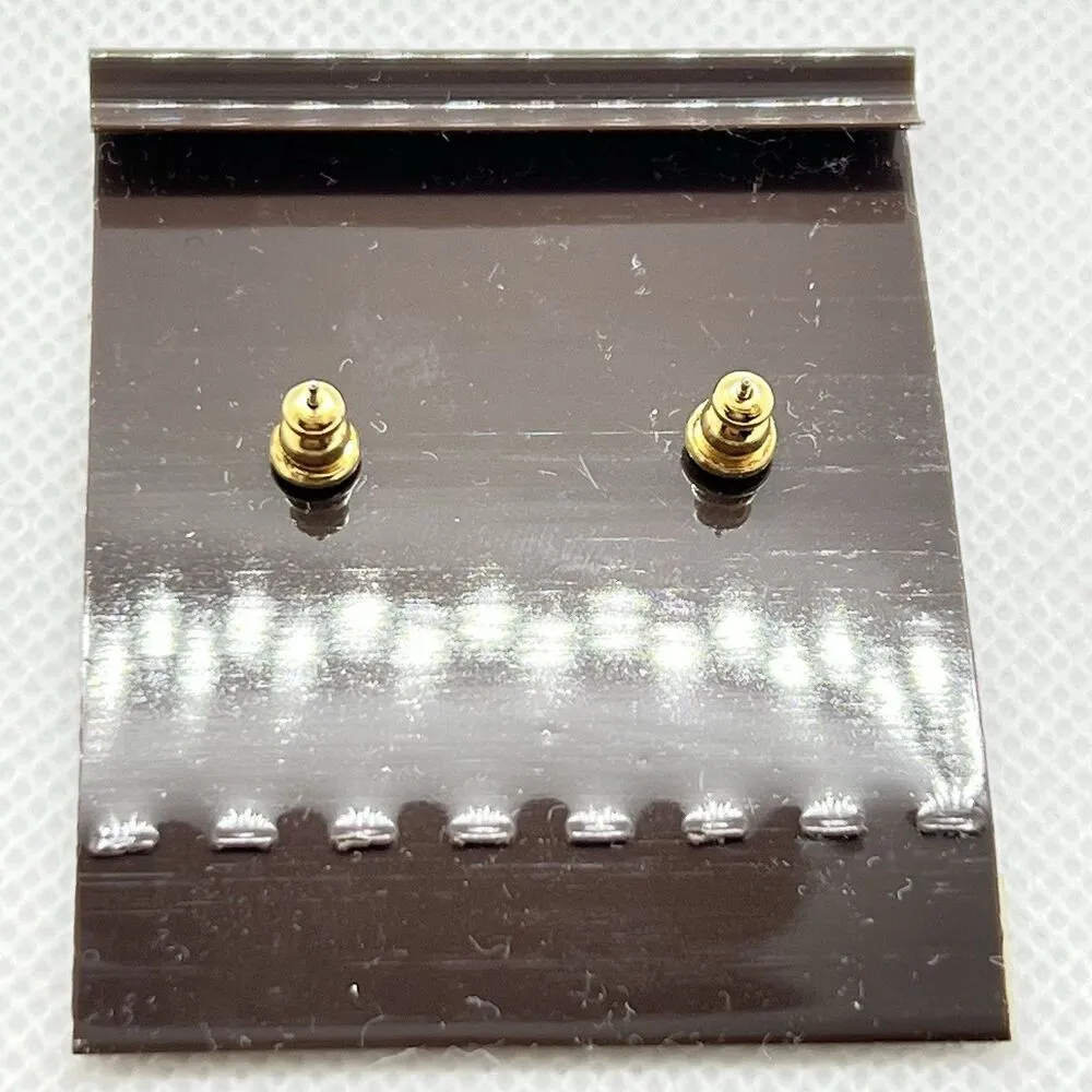 Vintage 1980s Trifari Gold Tone Pierced Earrings Studs-Filigree Pattern 1/2"-NWT - Image 5