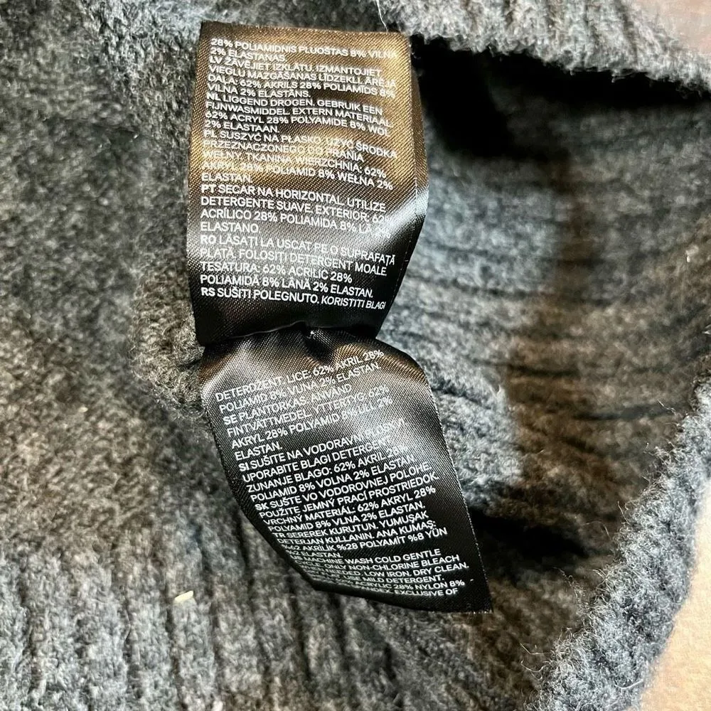 H&M Women’s Large Gray Turtleneck with Cuff Wrist - Image 10