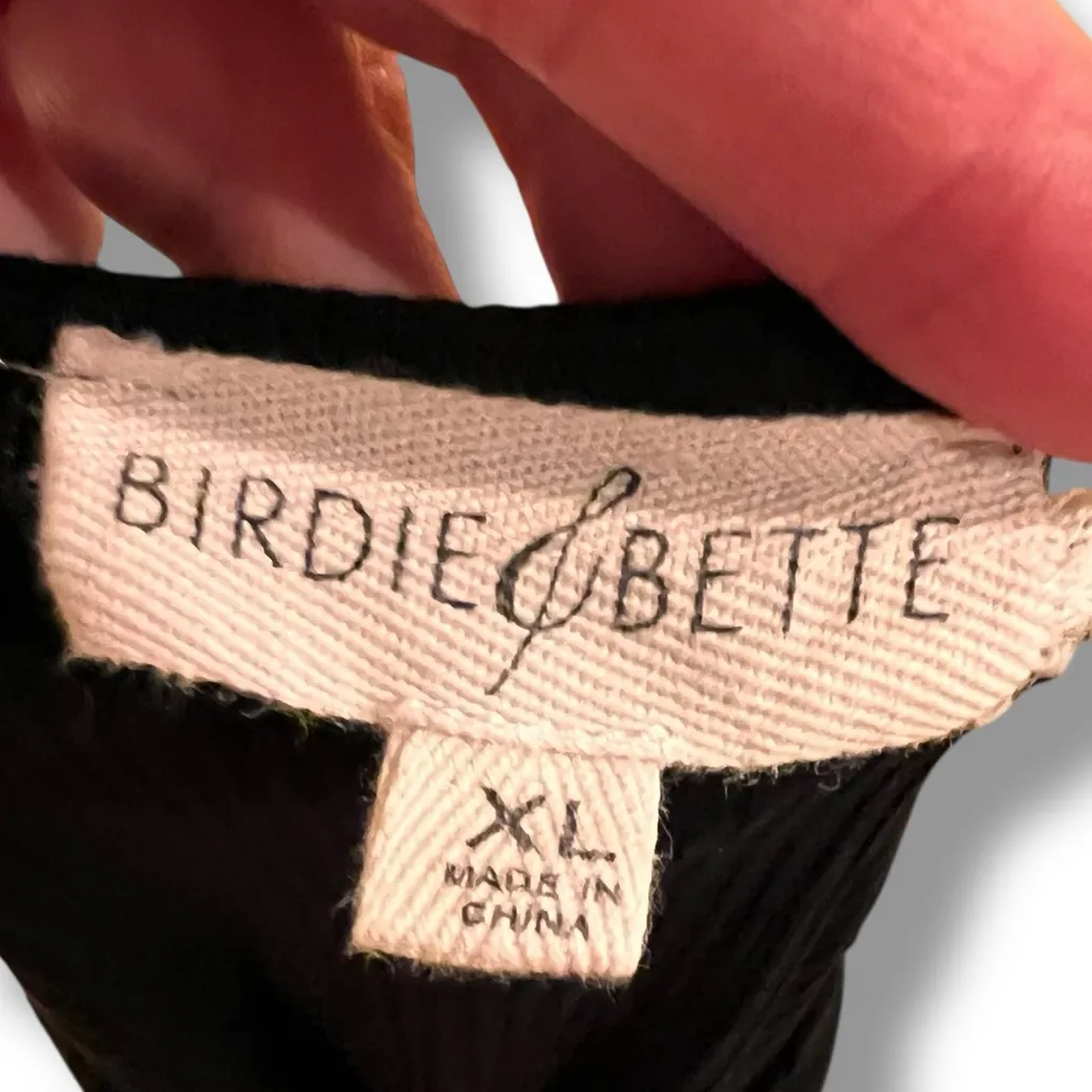 Birdie & Bette Cut Out Tank Top Black Stretchy Ribbed Size XL - Image 3