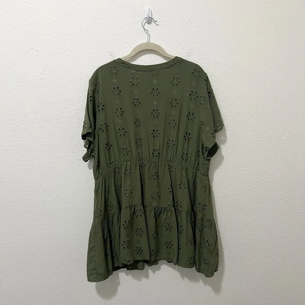 [Torrid] Green Babydoll Eyelet Tiered V-Neck Flutter Sleeve Blouse NWT Size 1X - Image 3