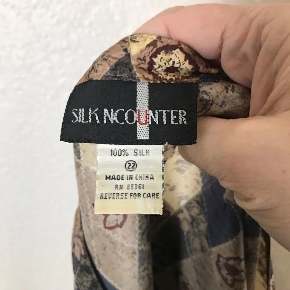 Vintage Y2K 100% silk button up blouse 22 Brown Size undefined - Image 8