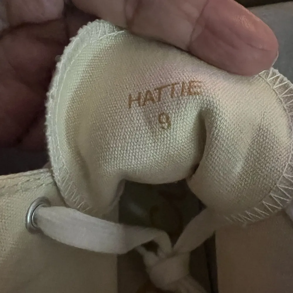 Smiley Patch High Top Canvas Sneakers Size 9 White - Image 5