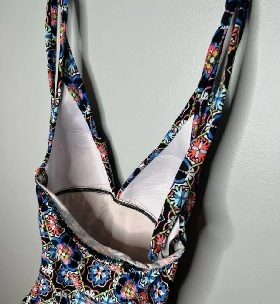 La Blanca multicolor patterned halter tankini swimsuit top blue swim size 6 - Image 6