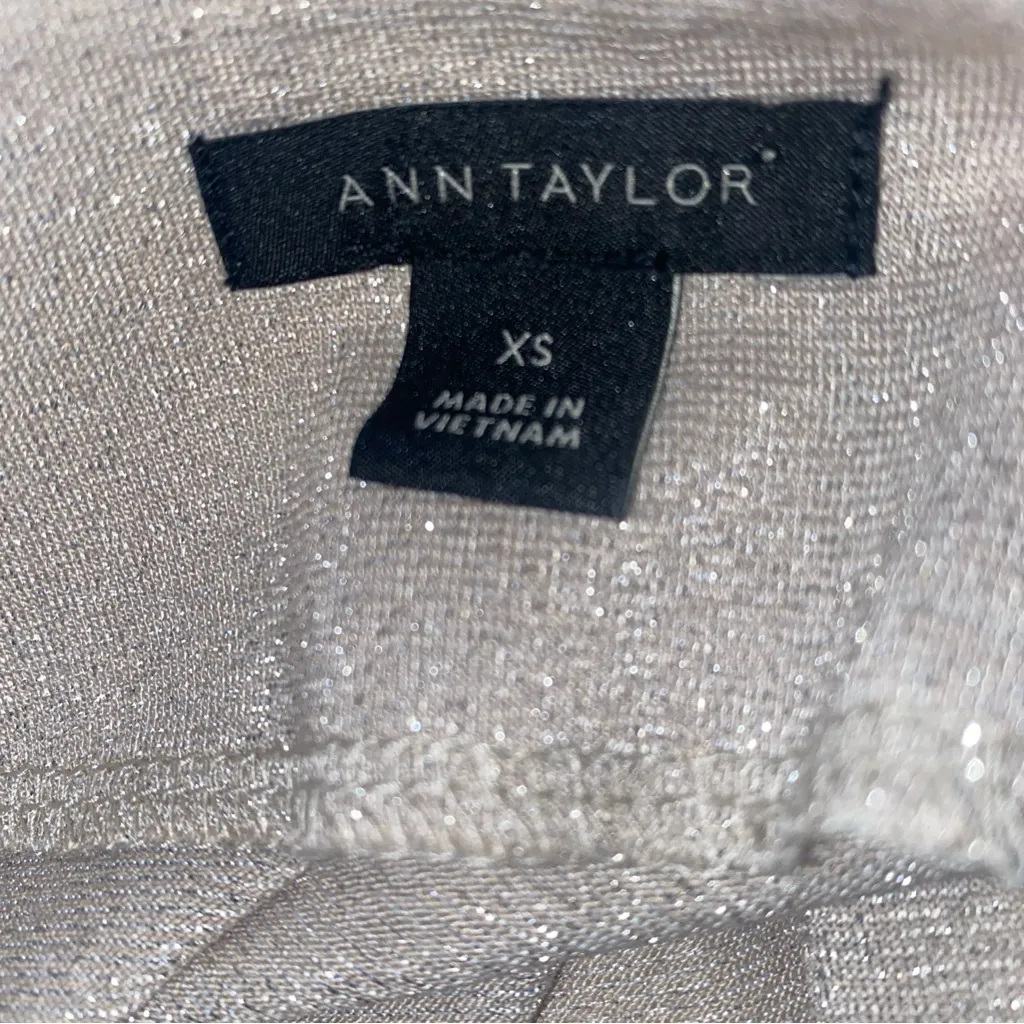 Ann Taylor Surplice Neck Ruched Waist Bishop Sleeve Shimmer Sweater Top XS Beige - Image 11