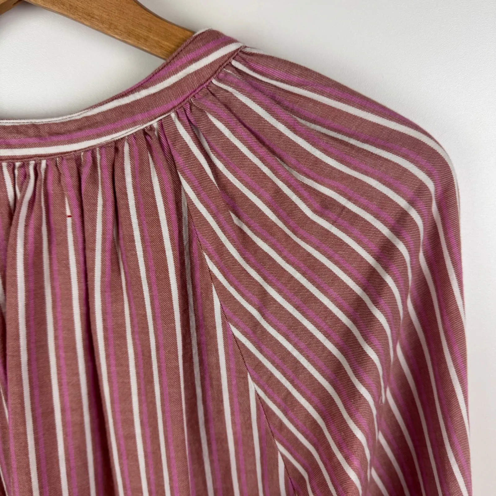 Xirena Aerin Striped Popover Top Medium Pink Coastal‎ Lightweight Cottage Office - Image 3
