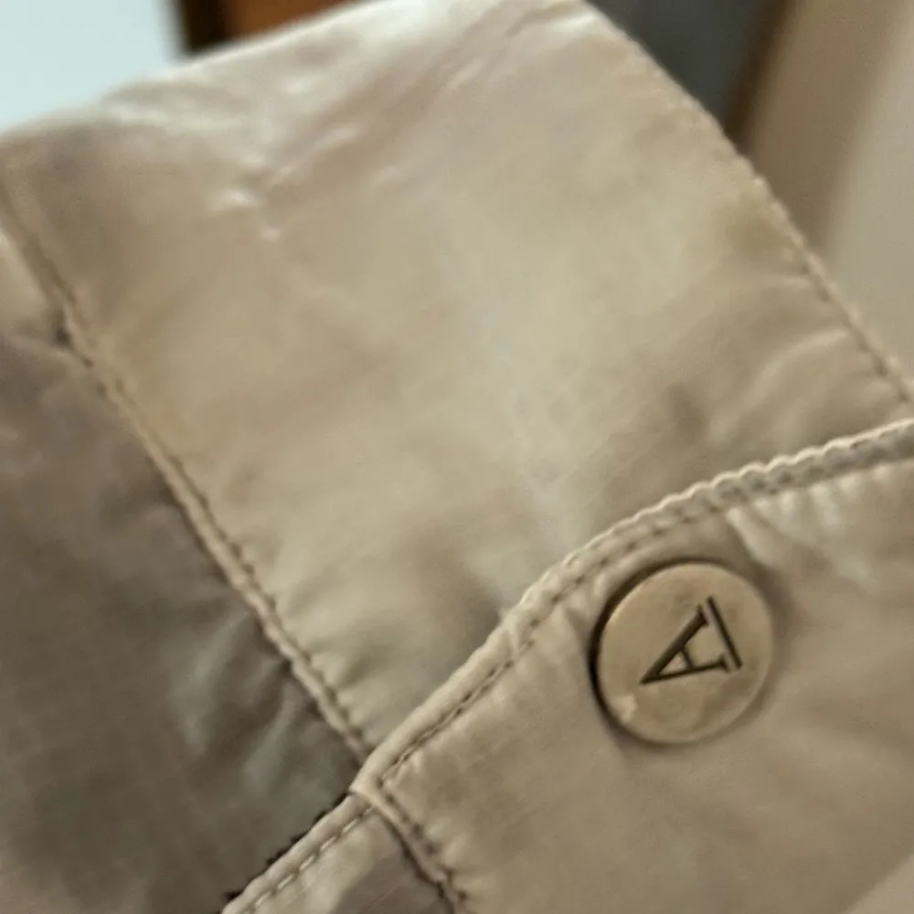 Anne Klein Silver Rain Utility Jacket with Hood and Drawstring Waist - Image 13