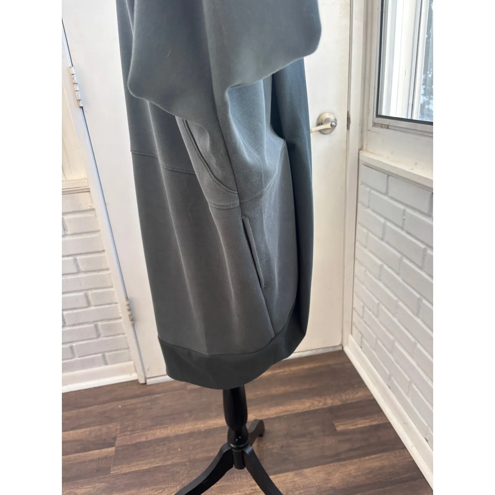 7 Diamonds Rev Throwover Cardigan XS/Small oversized Athleisure layered yoga Green Size undefined - Image 5