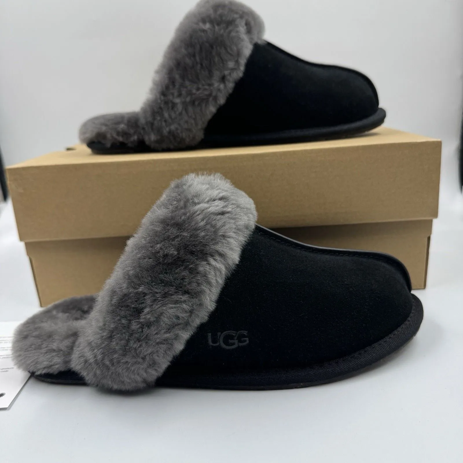 Ugg Australia Women’s Scuffette II Slippers Suede Black/Grey Size 7 New With Box - Image 3