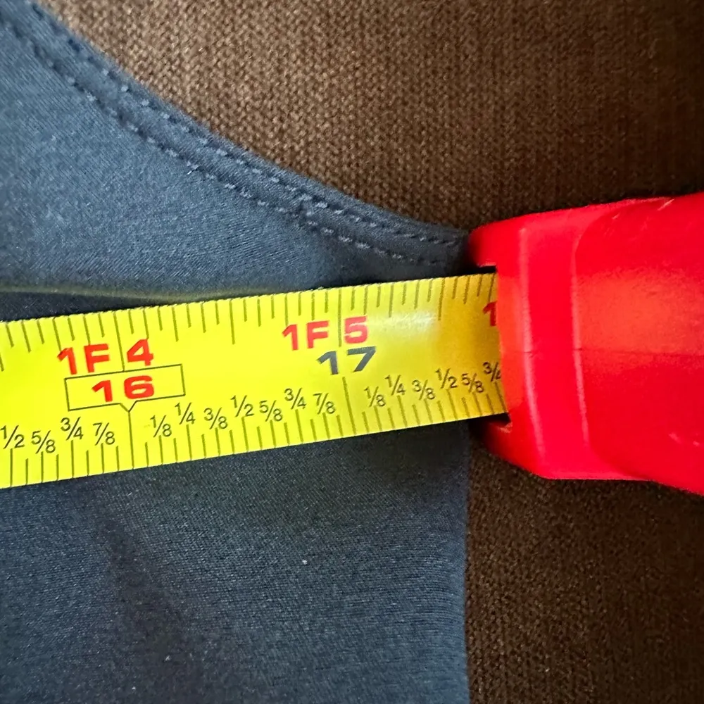 Ellen Tracy.Black Sleeveless Dress Or Casual Top 93% Silk Zipper In Back SZ 6 - Image 10