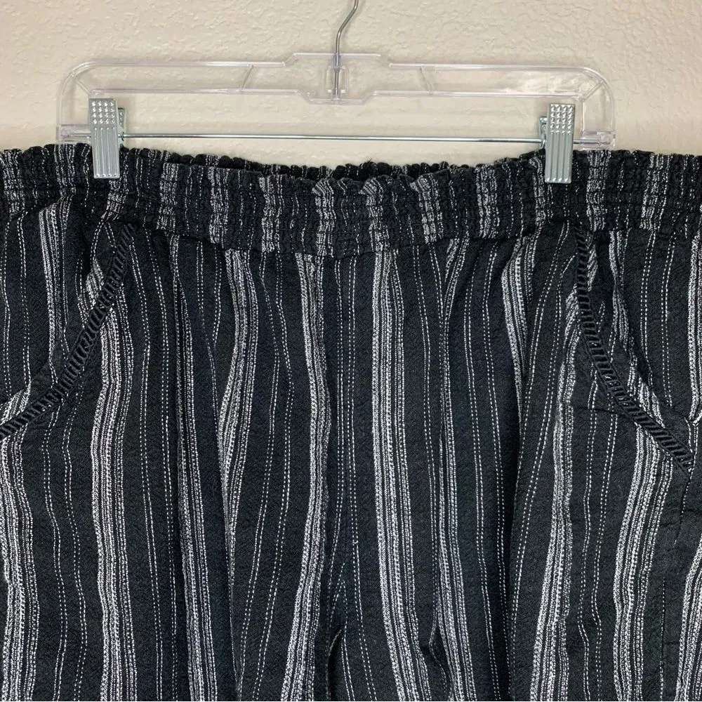 Briggs Linen Blend Drawstring Striped Pull On Women’s Short - Image 4