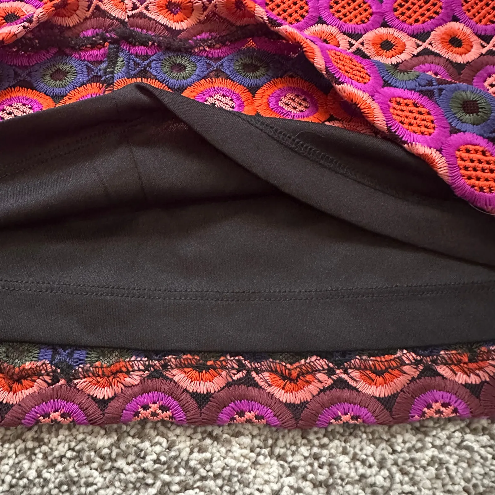 Hutch Anthropologie multicolor crochet mini skirt size 6 - Image 4