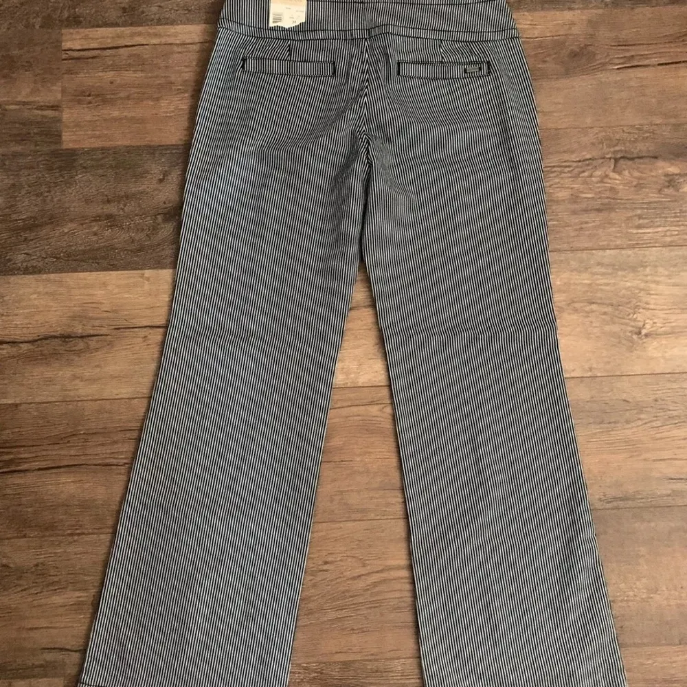 NWT Guess Jeans Trouser Style Jeans Bell Flare Blue Pinstripe Size 31 - Image 5