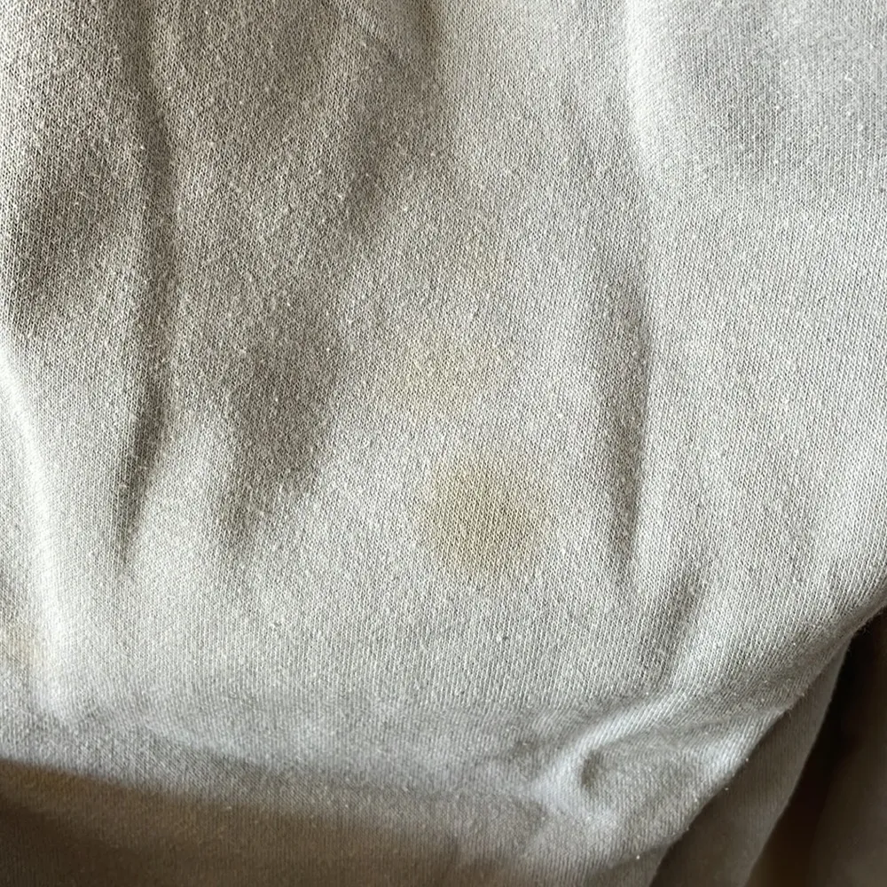 Under Armour Sweatpants Size M - Image 8