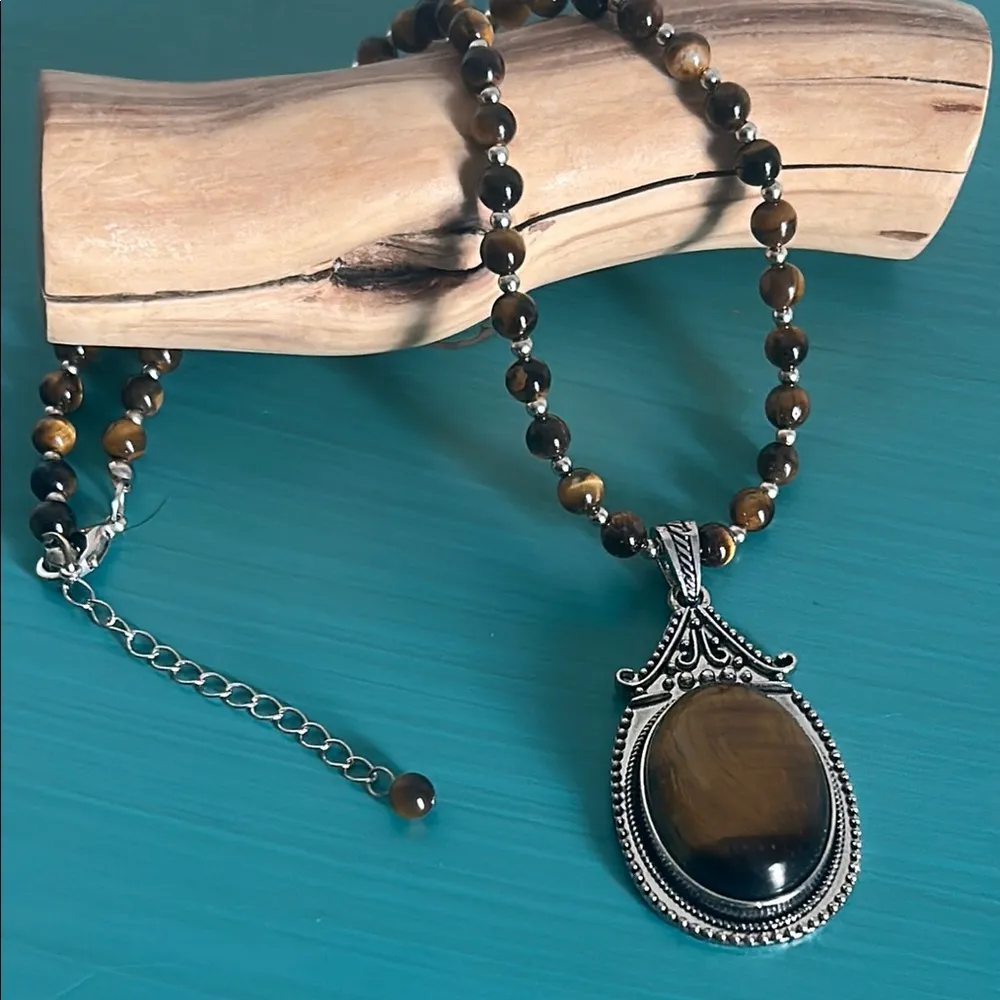 Brilliant Tigers Eye Gemstone Beaded Antiqued Silver Tone Pendant Necklace Brown - Image 6