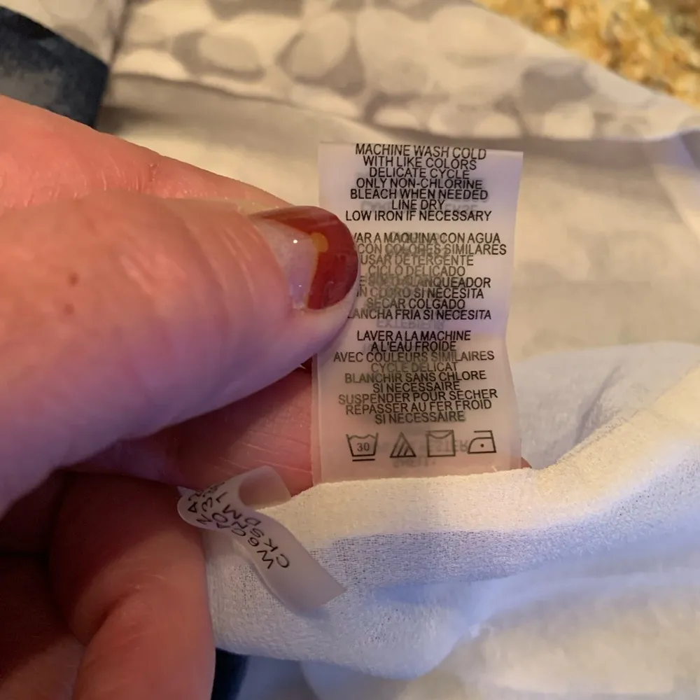 Calvin Klein  Long Sleeve Blouse Gray Blue White Print Button Down Size 2X - Image 9