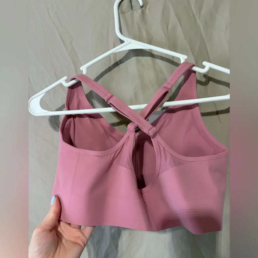 Athleta empowered II daily bra - Image 4