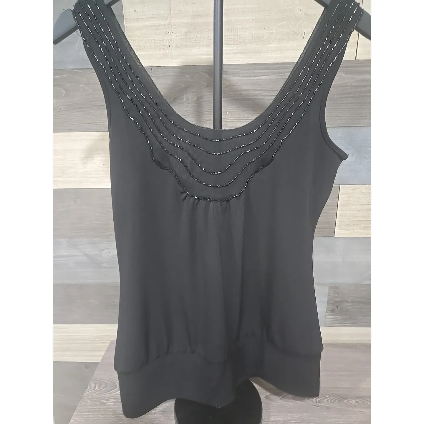 White House Black Market Black Sequence Dressy Sleeveless Tank Top Size Small... - Image 6