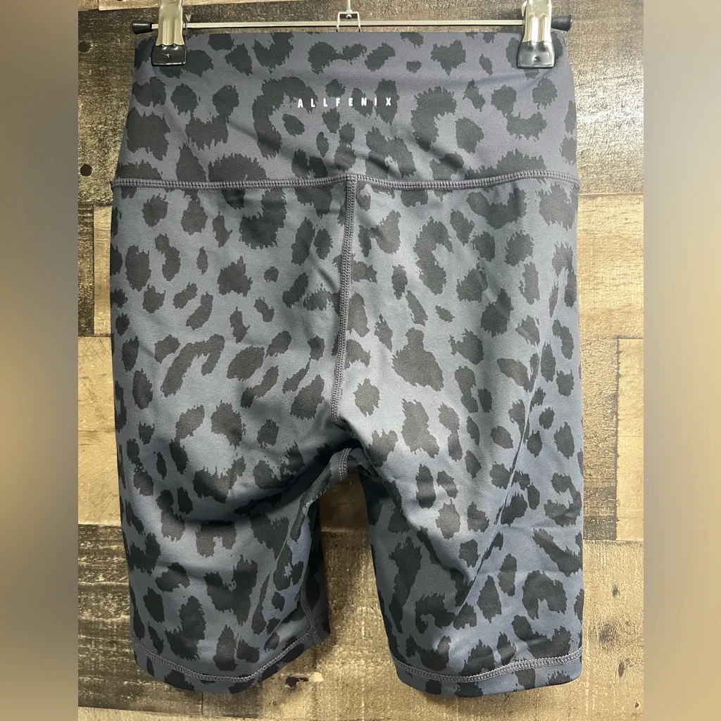 Allfenix leopard biker shorts size Small Gray - Image 2