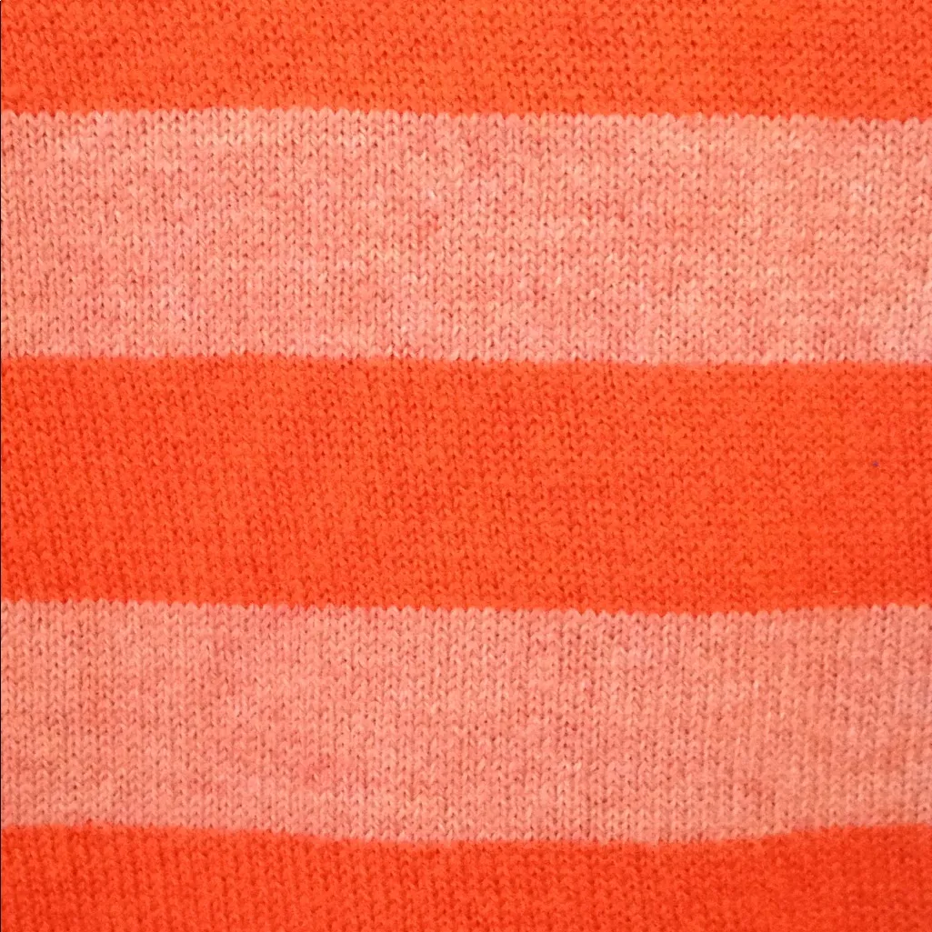 FINAL MARKDOWN Ladies' Westbound Scoop Neck Pullover Sweater med - Image 4