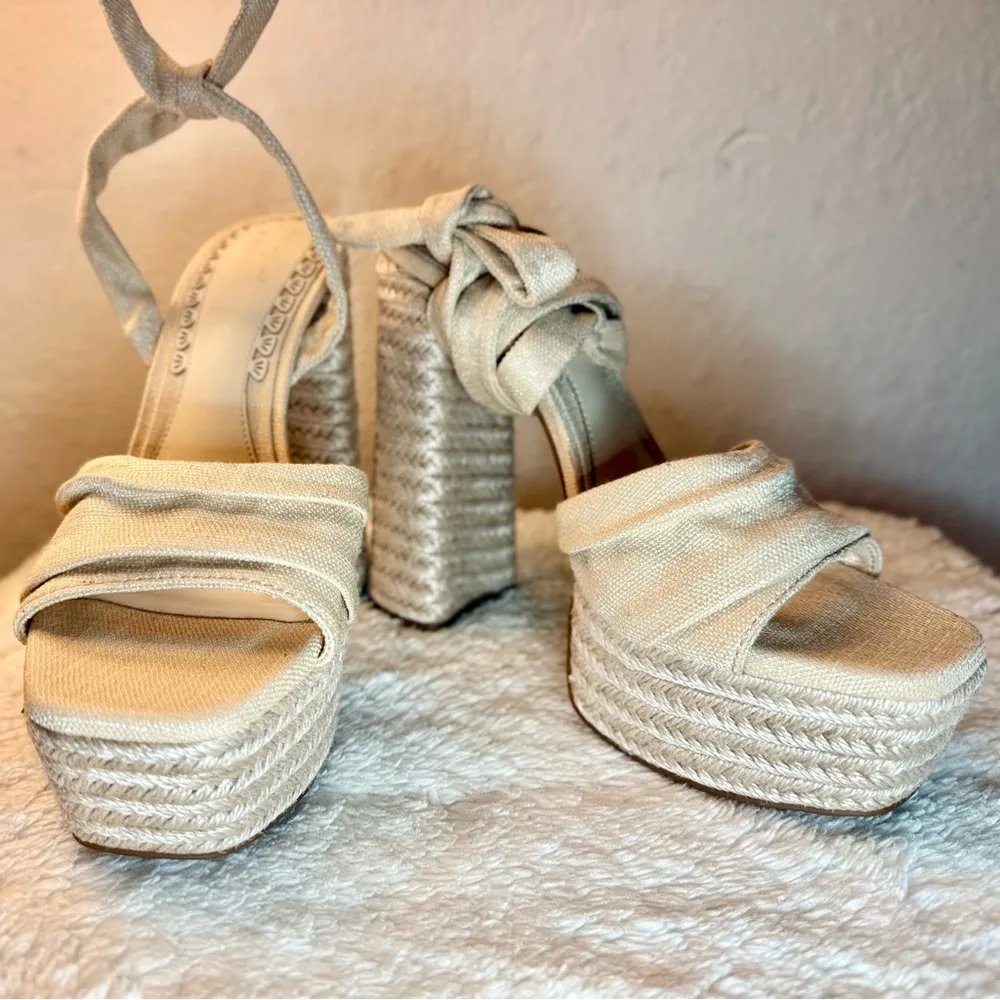 Gianni Bini Beige Lace Up Ankle Strap Platform Heels Size 9.5 - Image 3