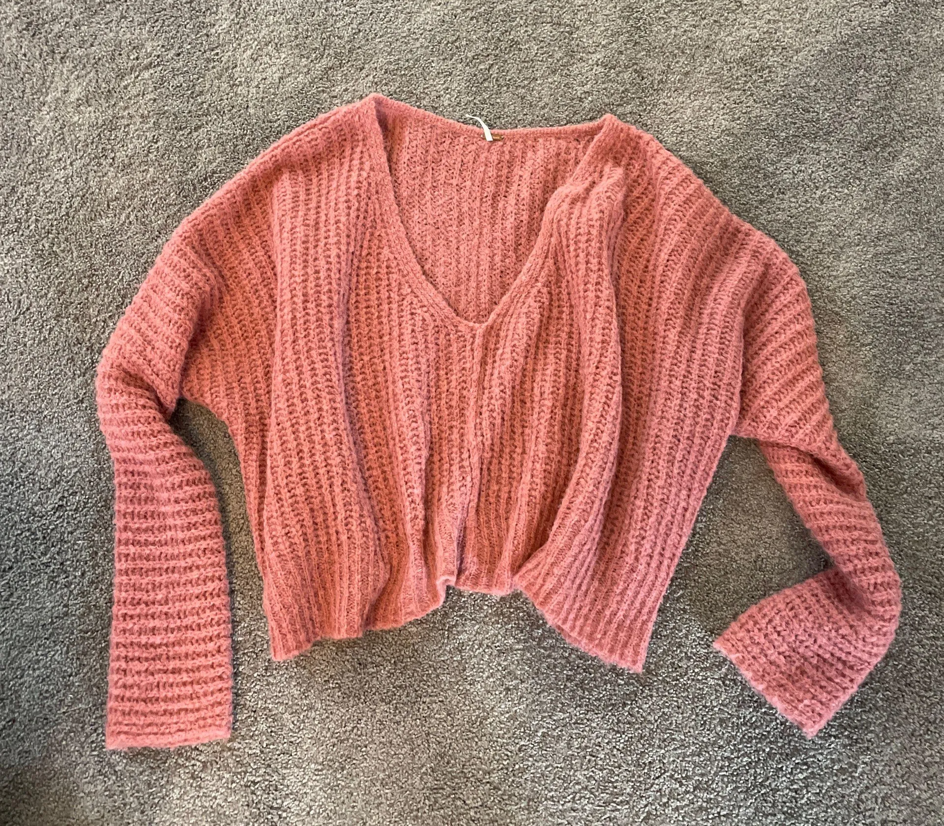 Free People Oversized  Crop Sweater - Image 2