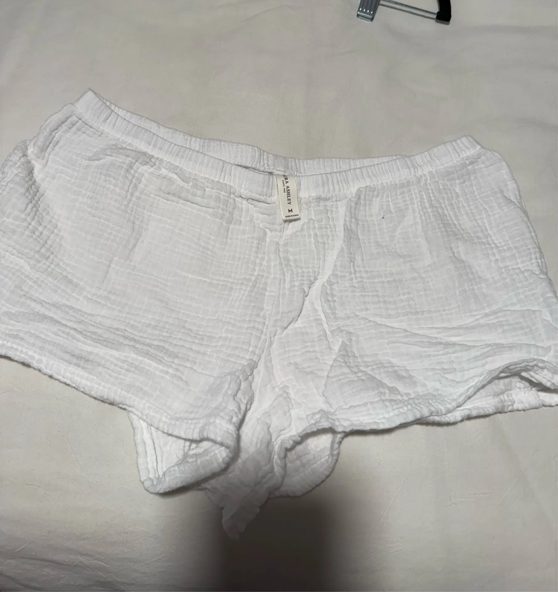 Lauren Ashley Cotton Pajamas Set - Image 4