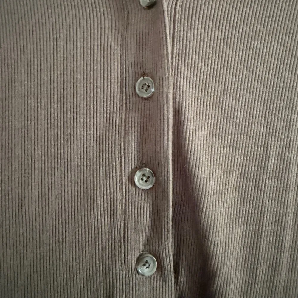 BETRO SIMONE | Cash Brown ribbed Button Henley style Bodysuit | Extra Small - Image 3