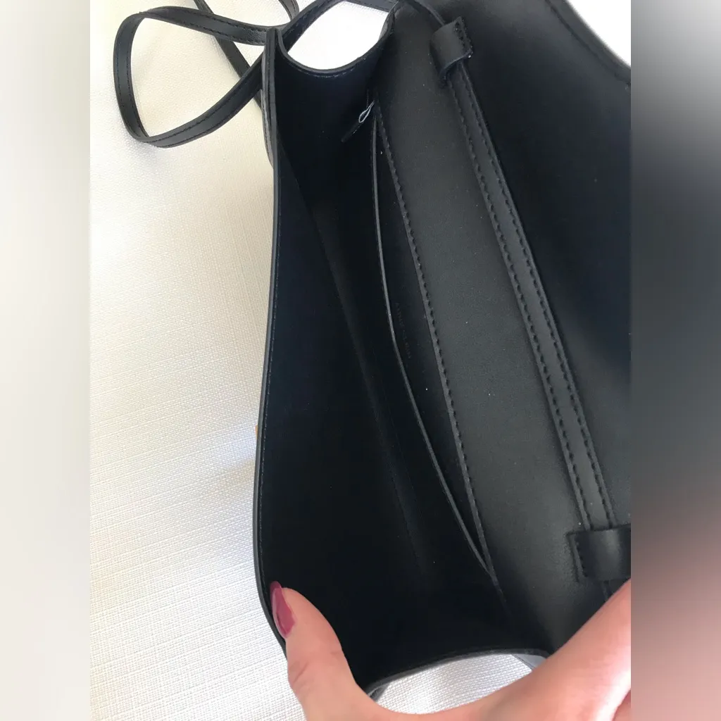 Christy Lion Medallion Envelope Clutch Crossbody - Image 13