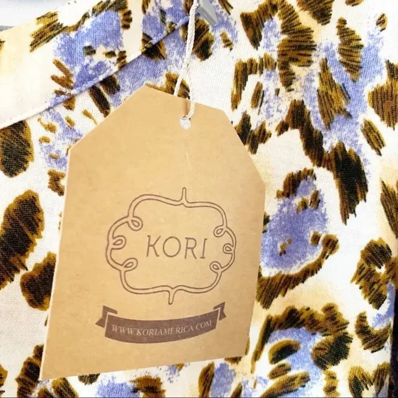 Kori Leopard Print Cutout‎ Tunic Large New - Image 5