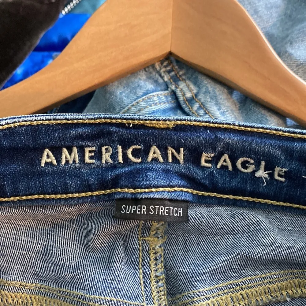 American Eagle Size 00 Teen Girl Ripped Super Stretch Super Hi-Rise Jegging Jean - Image 4