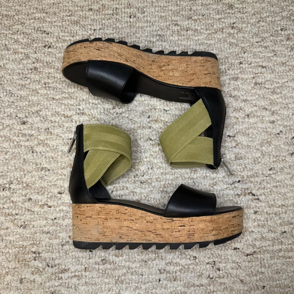 Sorel Women's Cameron Flatform Ankle Strap Sandal in Black & Olive Size 6 Sandal - Image 4