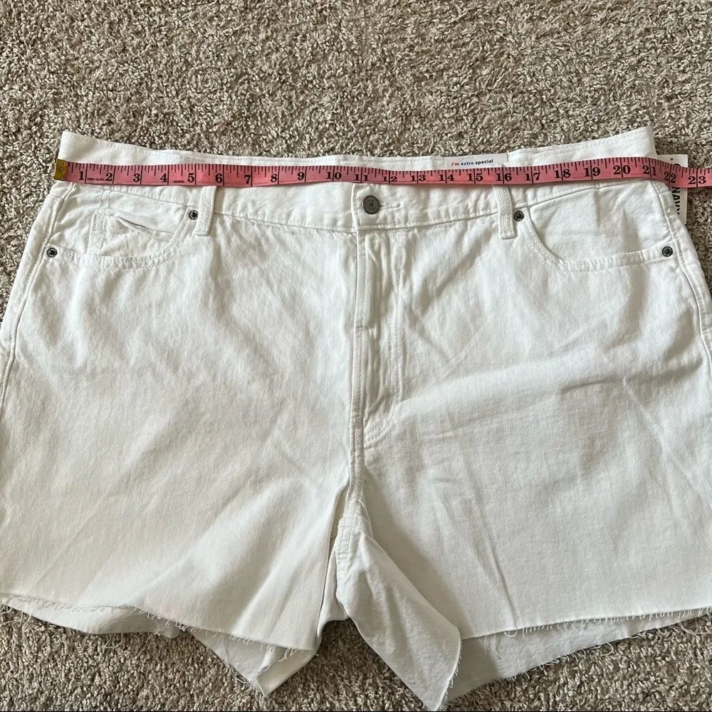 Old Navy High-Waisted Slouchy Straight White Cut-Off Jean Shorts Size 20 - Image 10