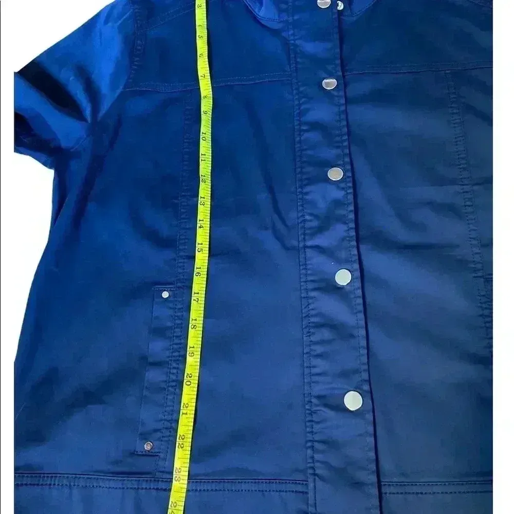 Zenergy By Chico's TAlla 3 women's waterproof - Image 7