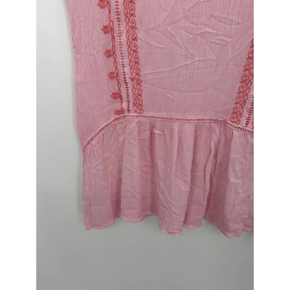 Very J Top Women MEDIUM Pink Embroidered Scoop Neck 100% Rayon Tunic Tank - Image 4