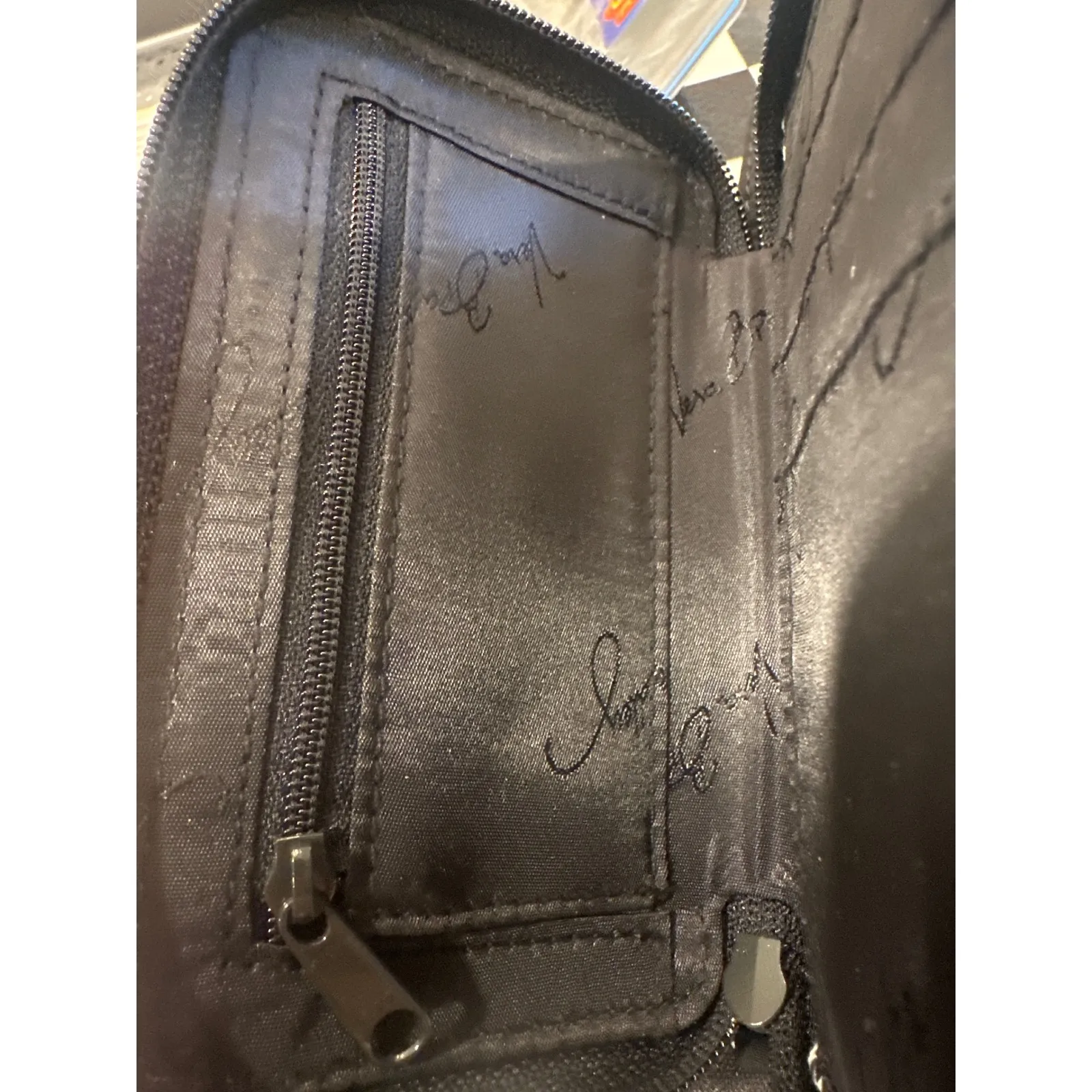 Vera Bradley Black Quilted RFID Wallet Wristlet Card Holder ID Window Zip Around - Image 5